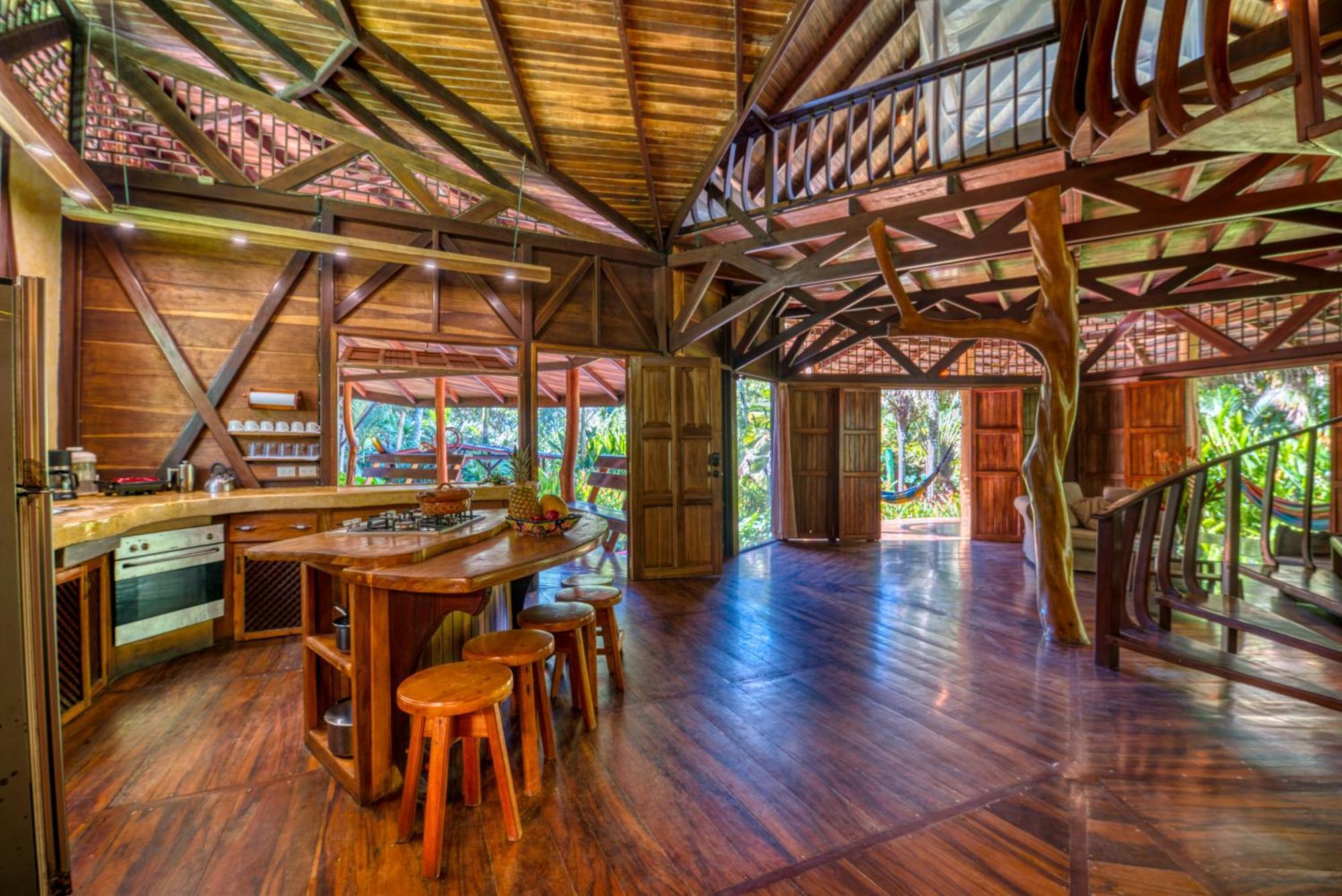 Tree House Beachfront Lodge Puerto Viejo de Talamanca Eksteriør bilde