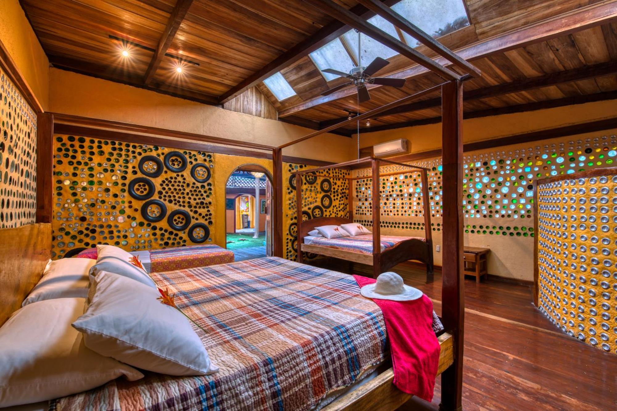 Tree House Beachfront Lodge Puerto Viejo de Talamanca Eksteriør bilde