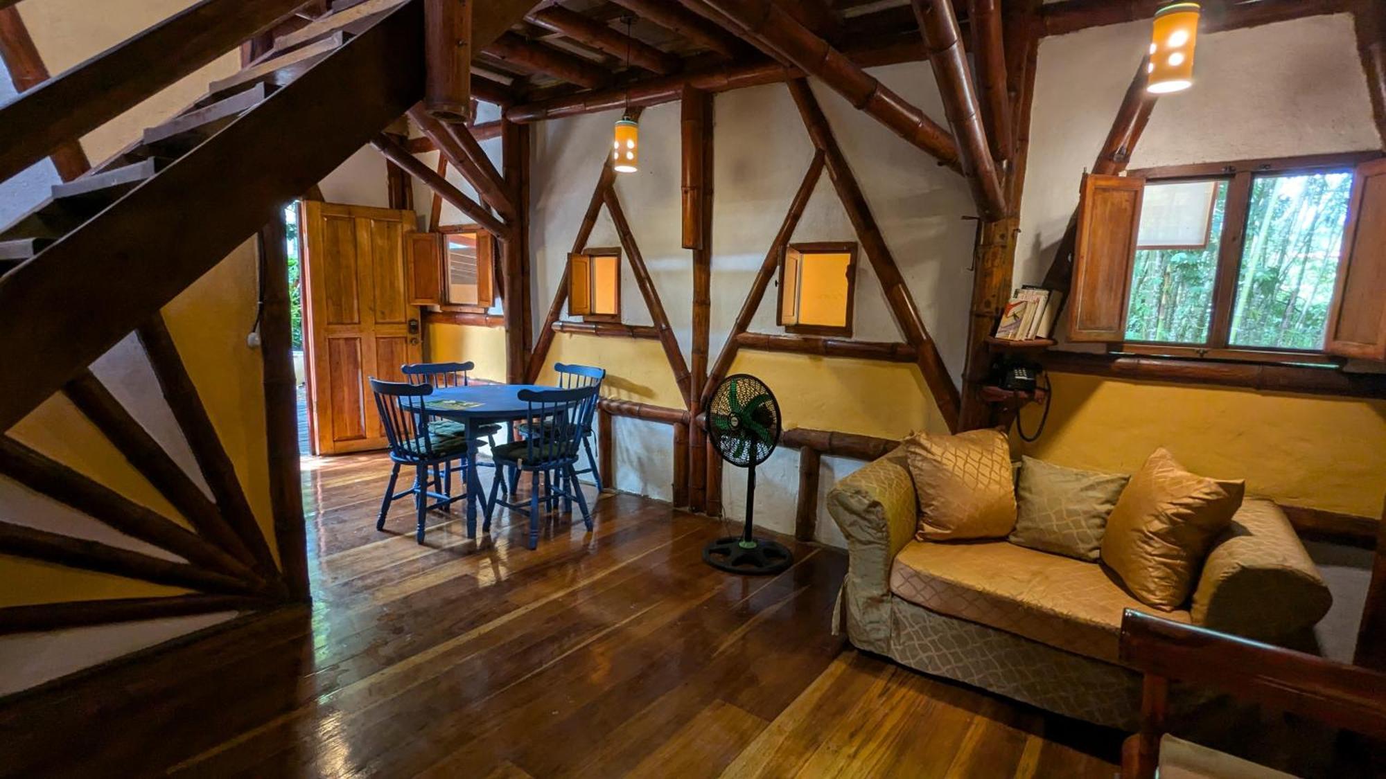 Tree House Beachfront Lodge Puerto Viejo de Talamanca Eksteriør bilde